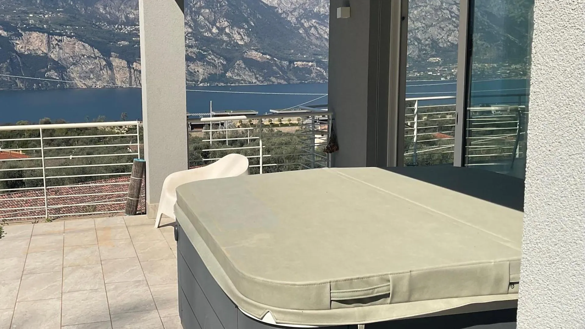 Villa Gabizza Villa Singola Con Jacuzzi Privata Malcesine